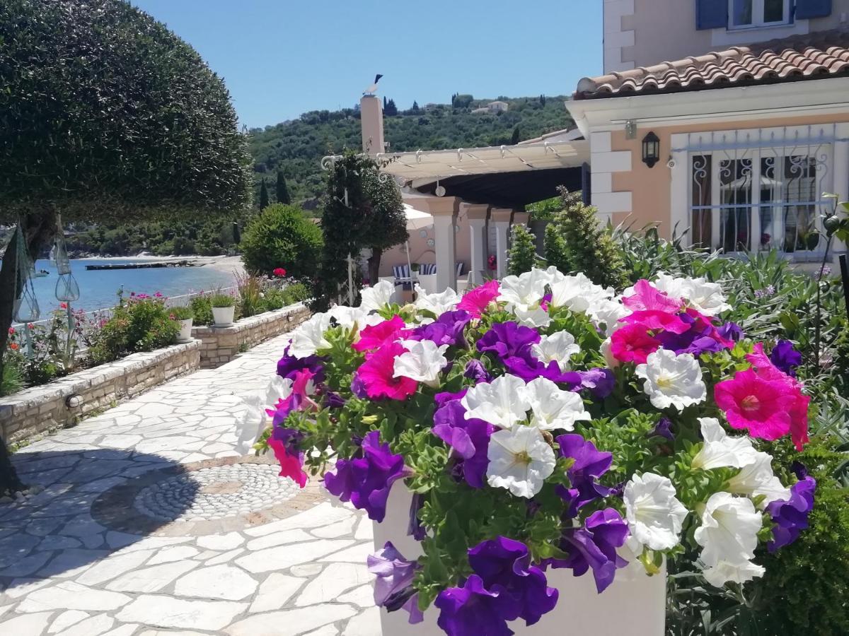 Imerolia Beach Villa Kassiopi Corfu Esterno foto