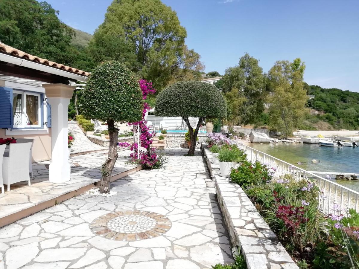 Imerolia Beach Villa Kassiopi Corfu Esterno foto