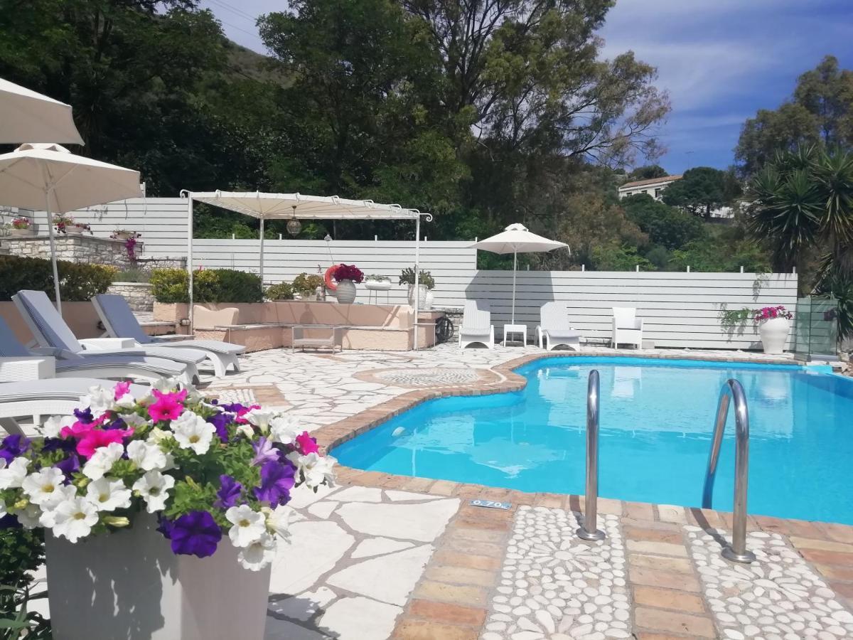 Imerolia Beach Villa Kassiopi Corfu Esterno foto