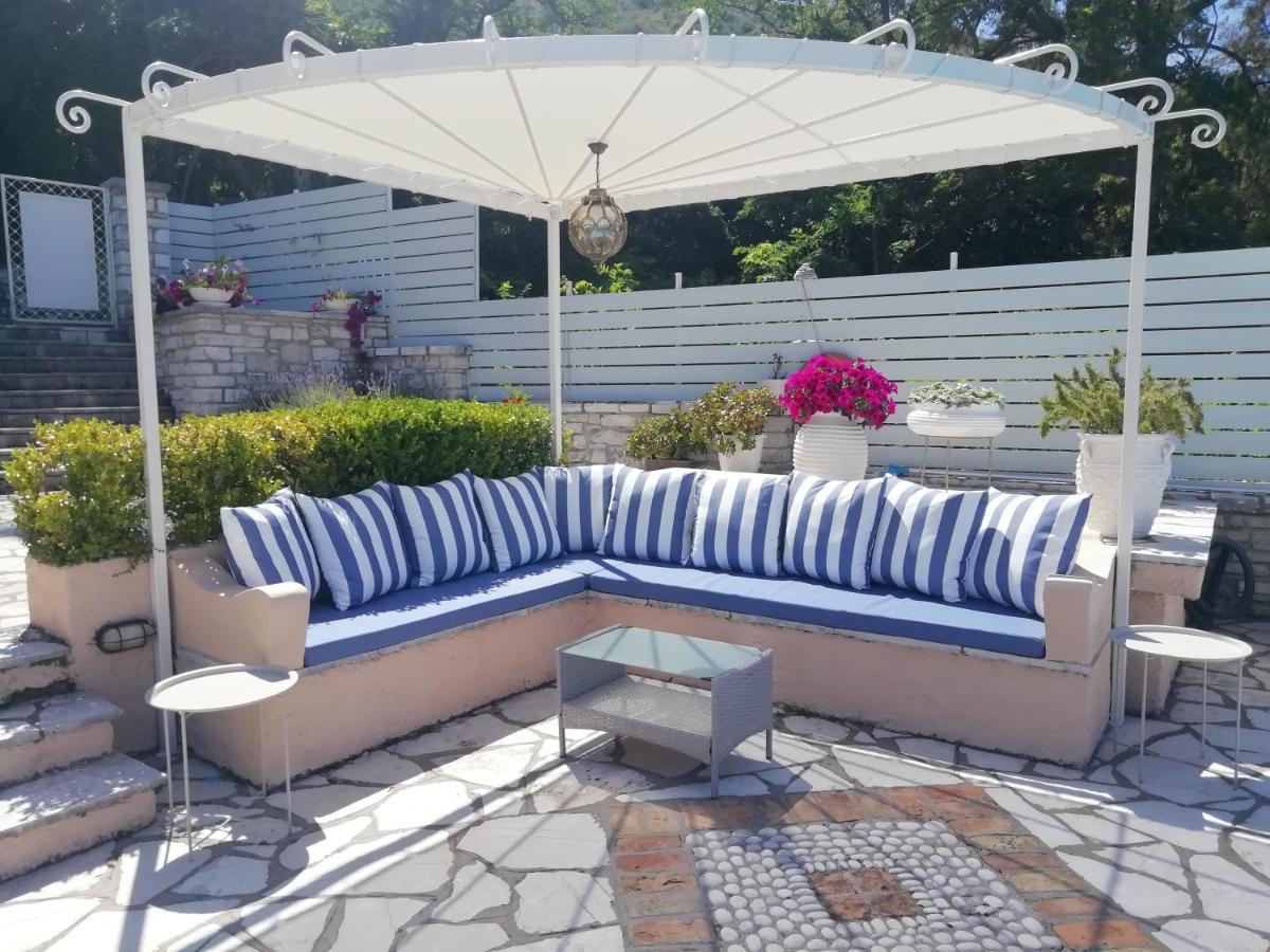 Imerolia Beach Villa Kassiopi Corfu Esterno foto