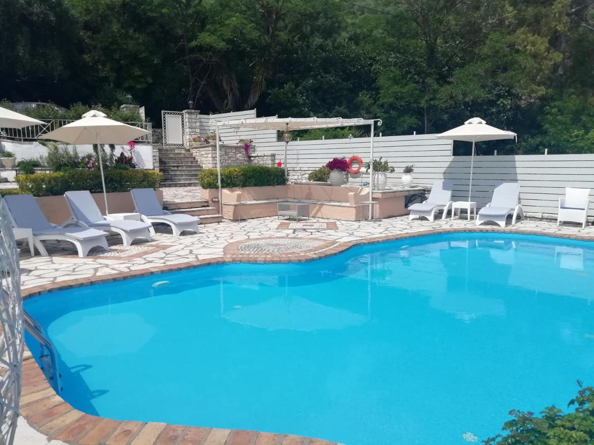 Imerolia Beach Villa Kassiopi Corfu Esterno foto